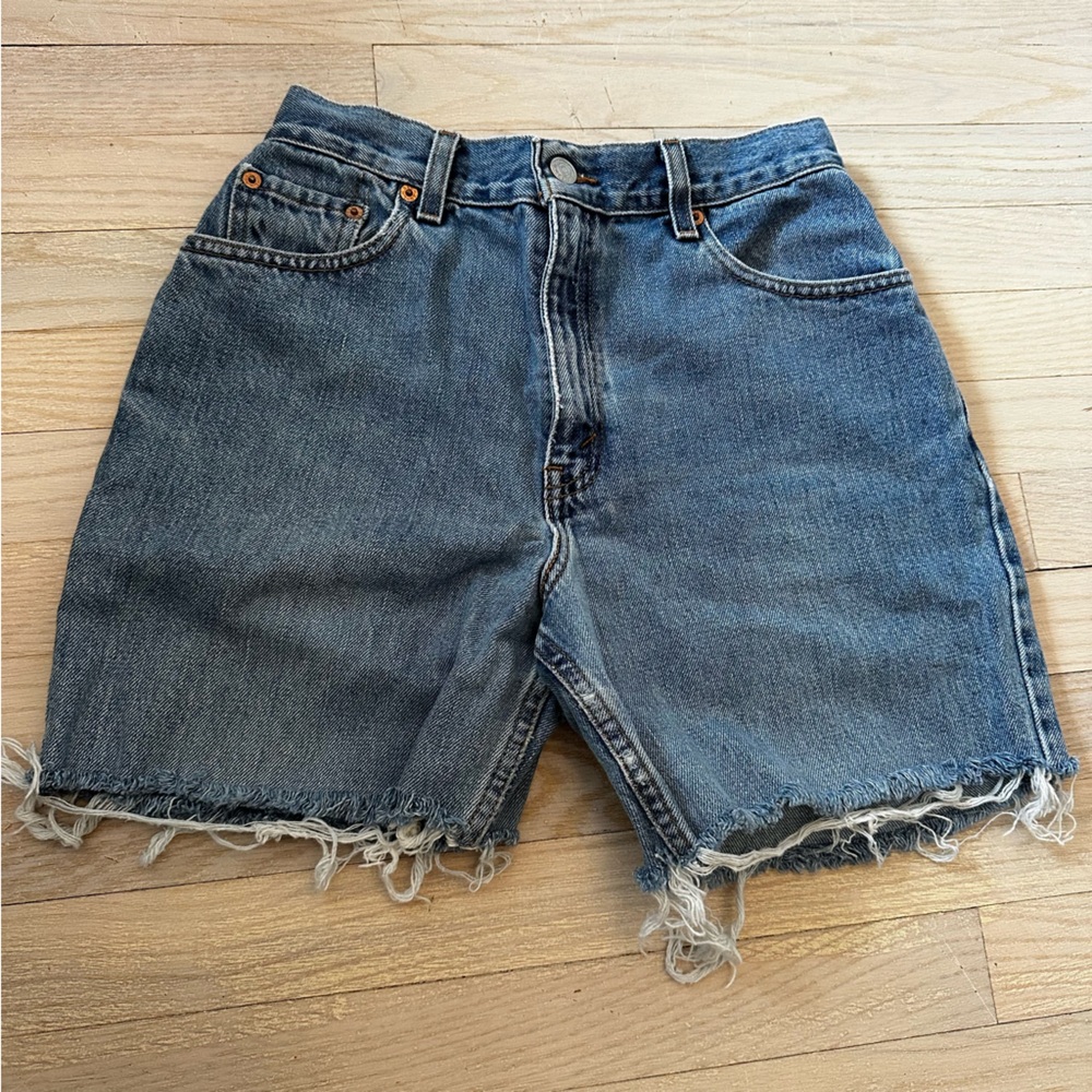Levi’s 550 denim shorts